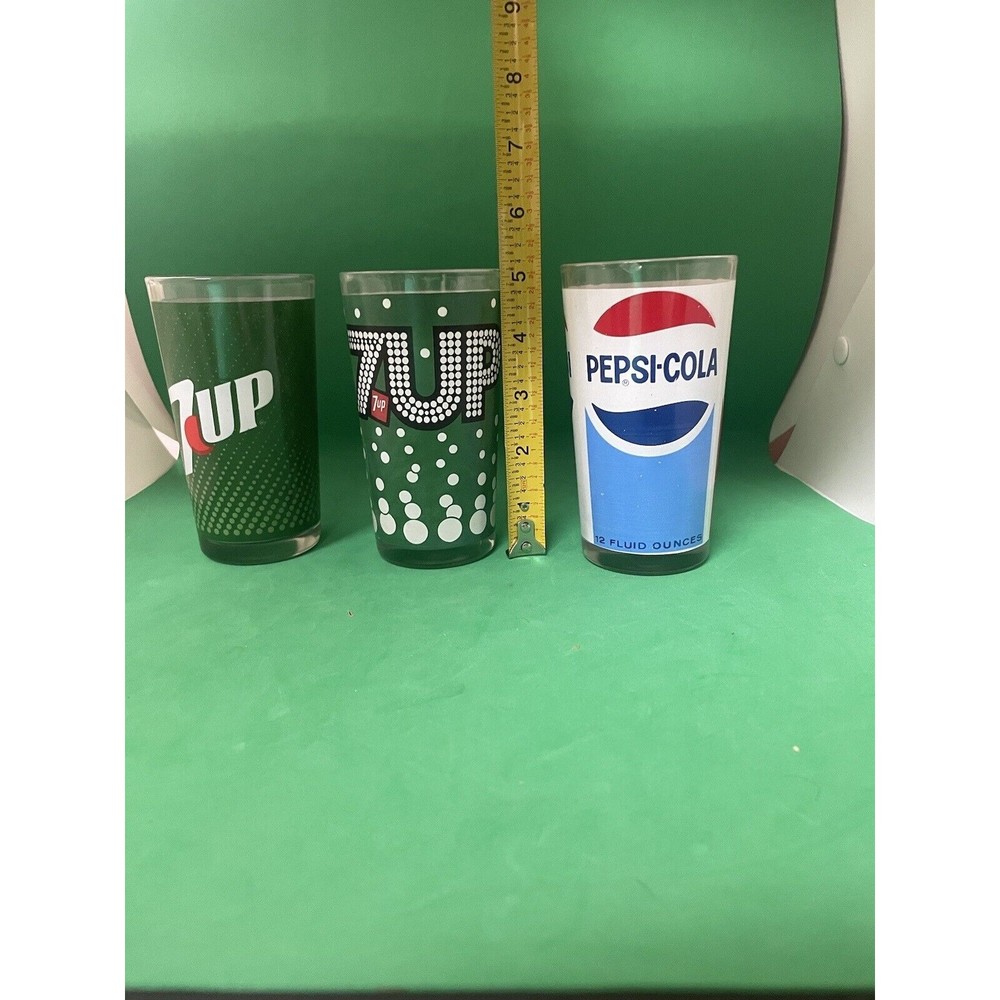 Set of 3 Vintage 70s 7-Up Bubbles and Pepsi Glasses